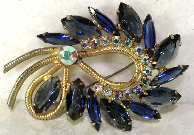 VTG GORGEOUS JULIANA SAPPHIRE BLUE~AB RS BOUQUET STYLE BROOCH PIN