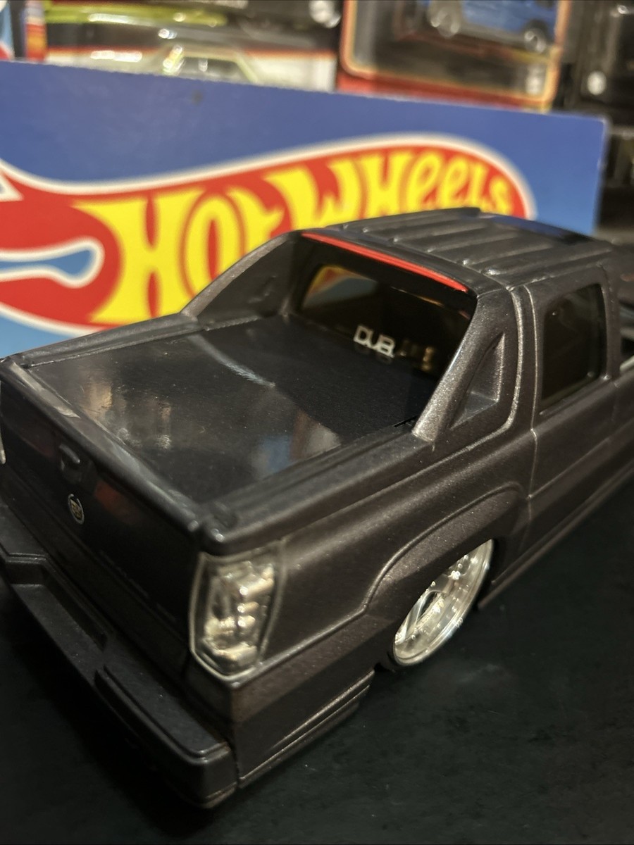 Jada Dub City 2004 Cadillac Escalade EXT gray scale 1/24 loose | eBay