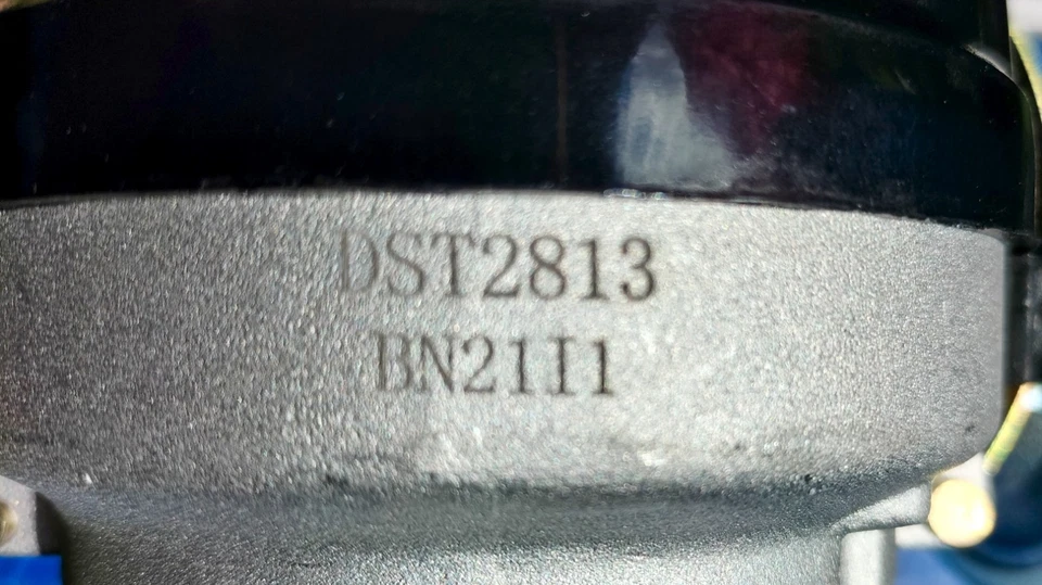 CARQUEST PREMIUM 351c V8 DISTRIBUTOR POINTS CONDENSER CAP READY TO RUN BRAND NEW - Image 4 of 4