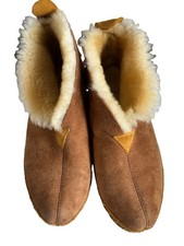 LL Bean Wicked Good Slippers Womens 10 Suede Shearling Booties