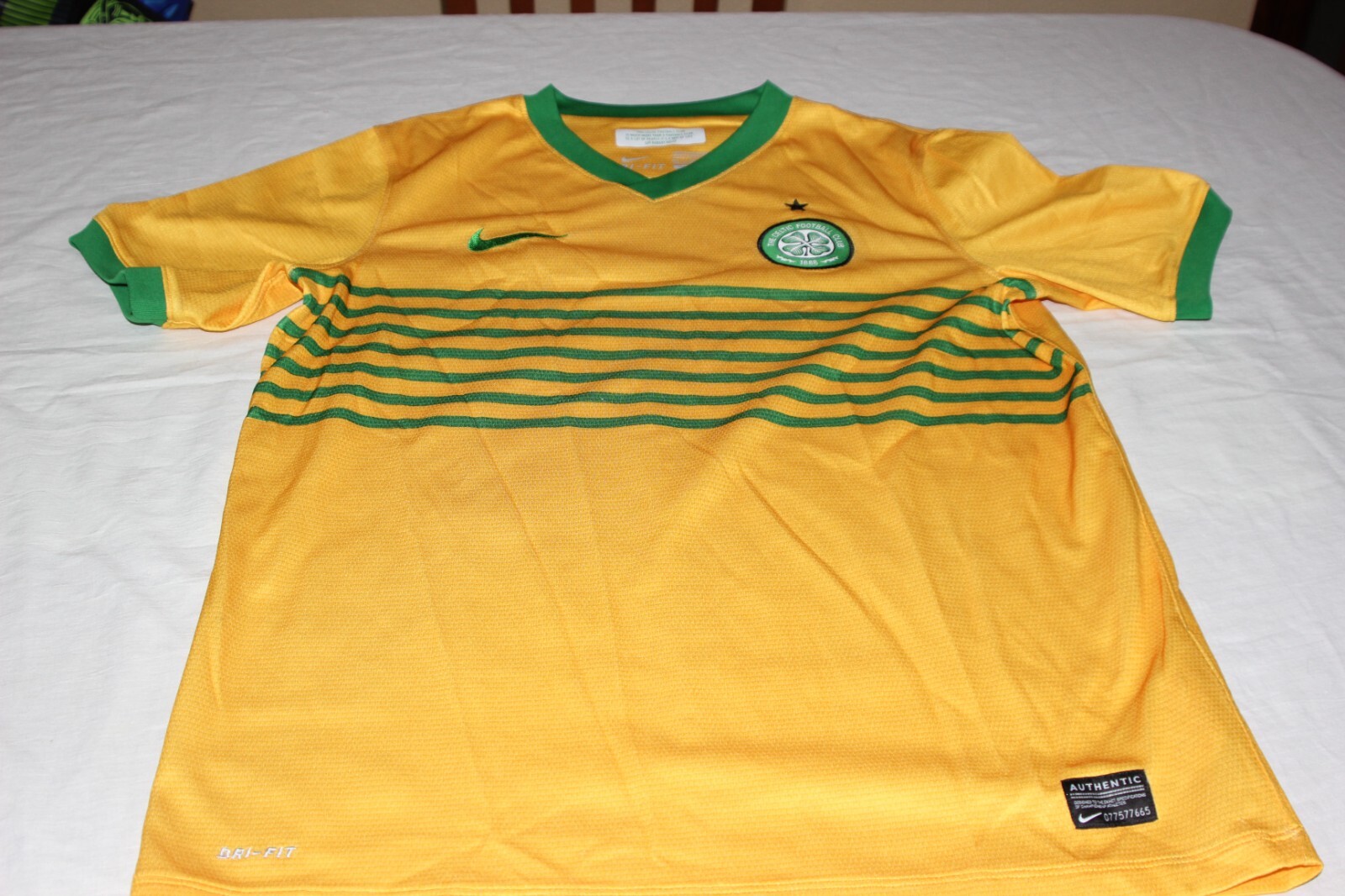 CAMISETA FUTBOL OFICIAL DEL CELTIC DE GLASGOW NIKE TALLA XL DE 13 A 15 AÑOS