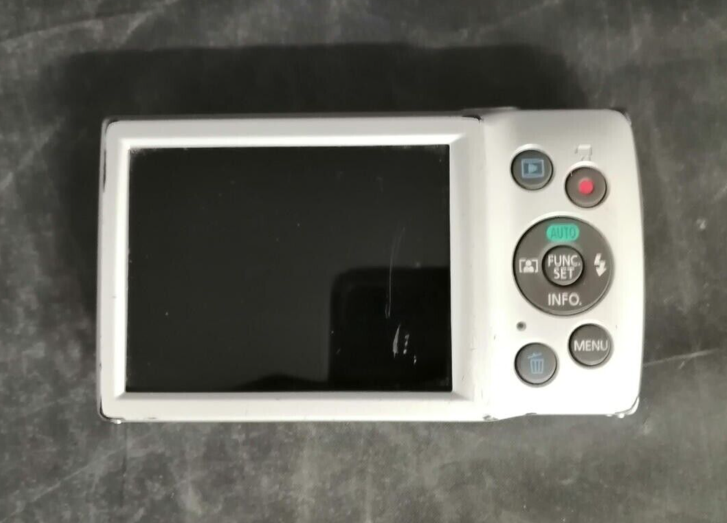 Canon Digital Camera PowerShot ELPH 180 IXY 180 Silver 8x 20.0MP