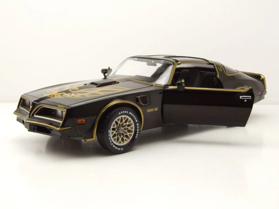 Pontiac Trans Am 1977 Negro Dorado Modelo De Coche 1:18 Greenlight Collectibles - Imagen 4 de 4