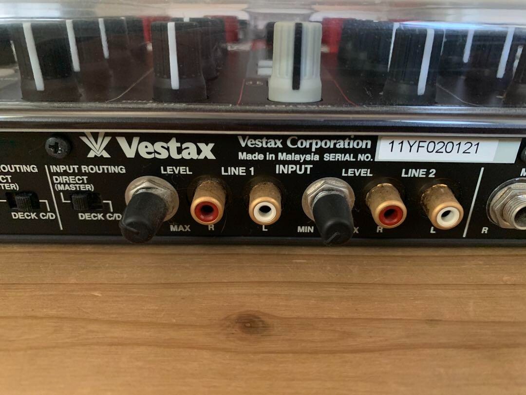 Vestax VCI-400 USB MIDI Audio Controller Compatible DJ Mixer Vestax VCI-400 USB MIDI Audio Controller Compatible DJ Mixer