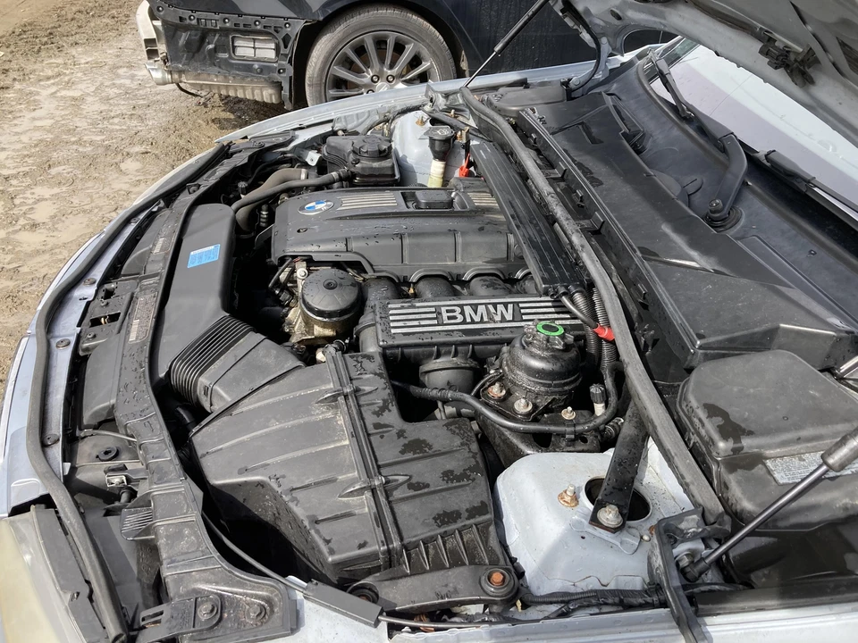 10 Brazo de control inferior delantero trasero derecho bmw 128i Foto 4 de 4