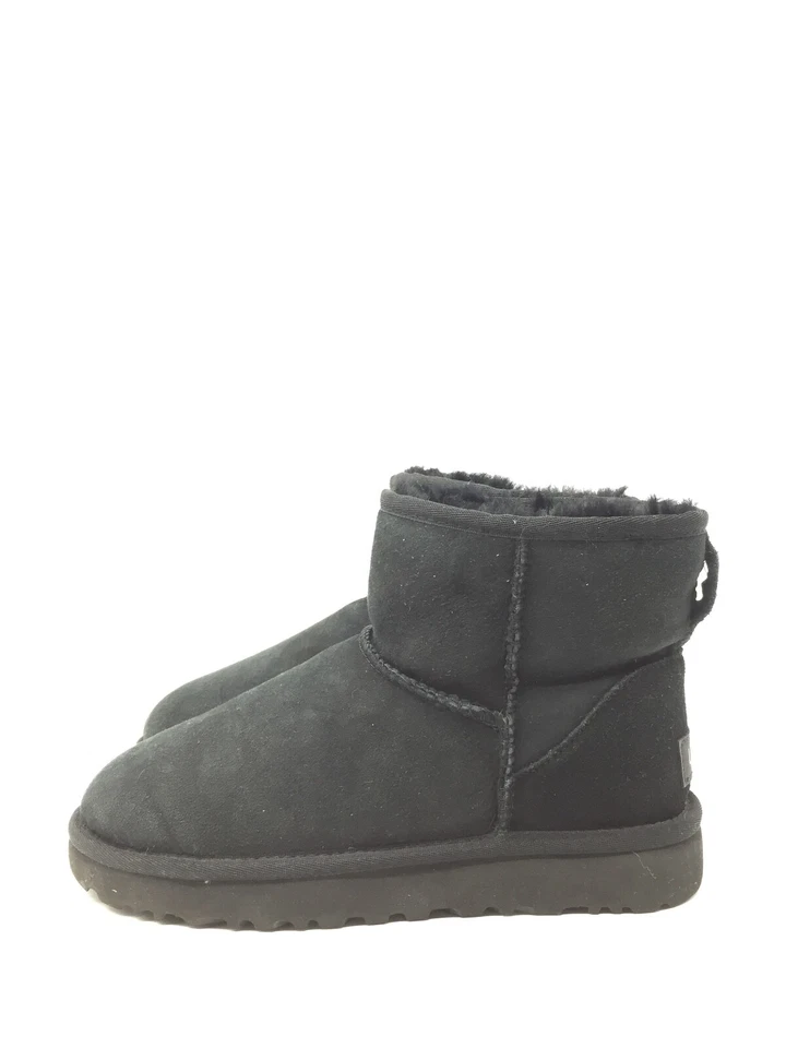 UGG Classic Mini, foto 2 de 5