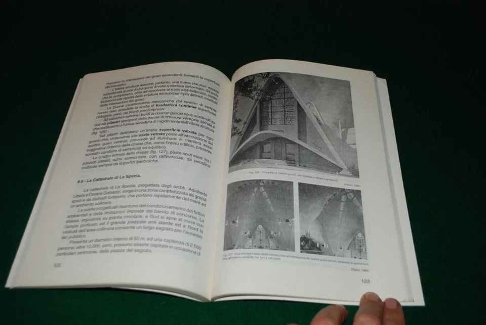 A. Argento & A. Terrazzini,  Le grandi coperture, Ed. Zedi Italia 1993 - Immagine 3 di 3