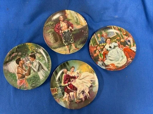 Lot of 4 Vintage 8” Collector's Plates- Knowles "The King and I" w/ certificate