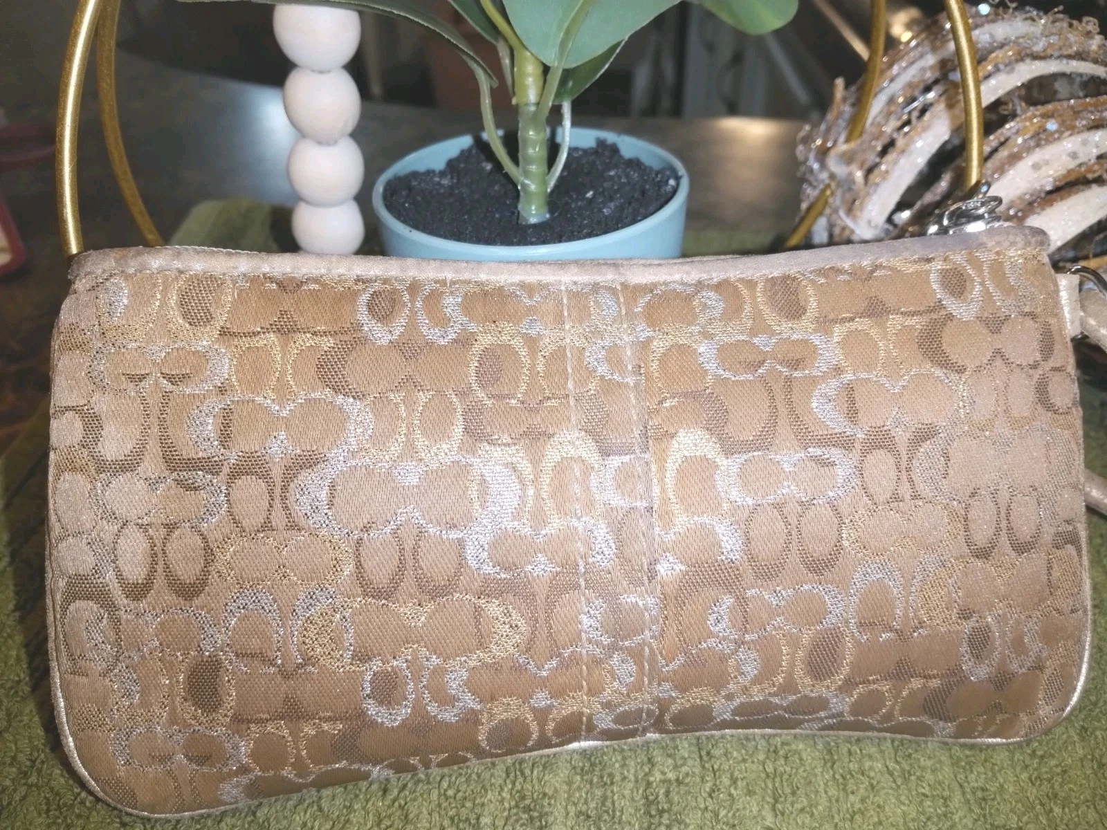 Mini Coach Vintage Metallizzato ✨ Braccialetto Firmato Oro. Splendida Ragazza ✨