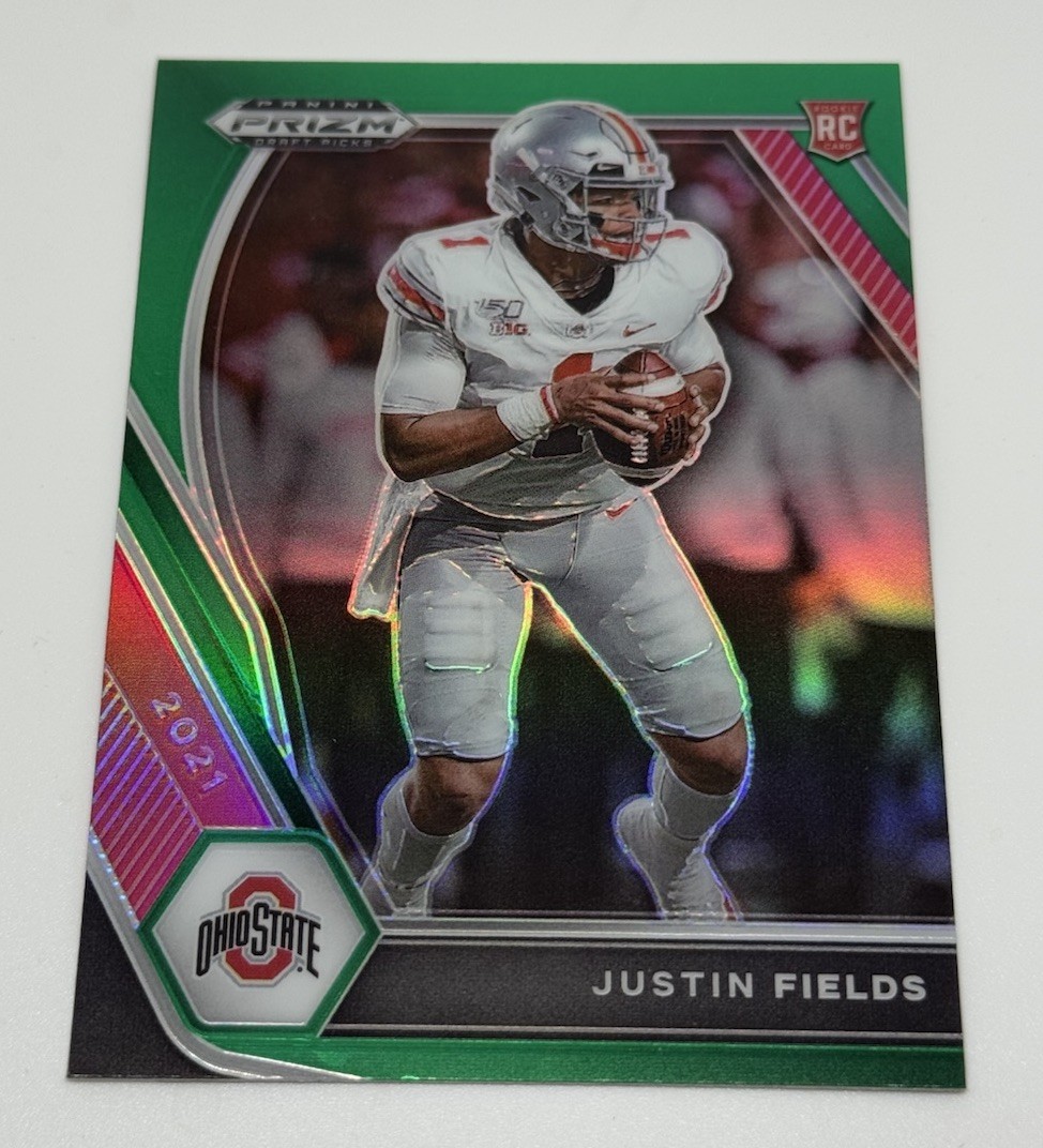 2021 Panini Prizm Draft Picks Justin Fields #121 Green Prizm RC