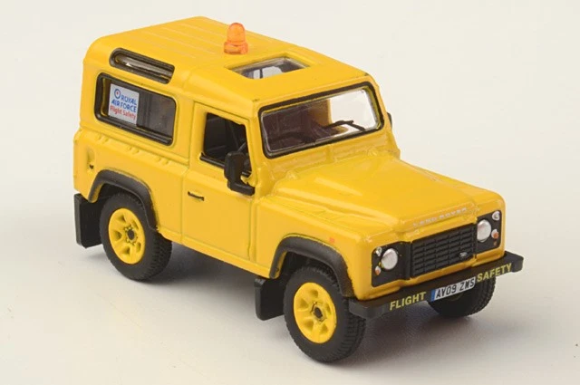 76LRDF005 Oxford Diecast Land Rover Defender 1/76 Modelo RAF Seguridad de Vuelo Foto 2 de 2