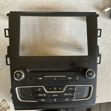 2016 Ford Fusion Ac Climate Control Radio Panel Faceplate Hs7t-18e245-aha