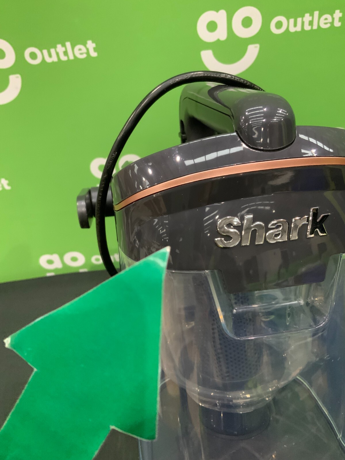 Shark Vacuum Cleaner NZ690UKT AntiHair Wrap Upright LF69531