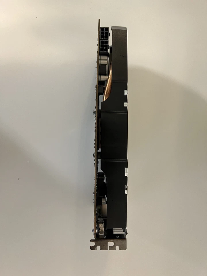 Sapphire ATI Radeon HD 6870 1GB PCI-E Video Card DVI/HDMI/DP Worked When Pulle - Image 4 of 4