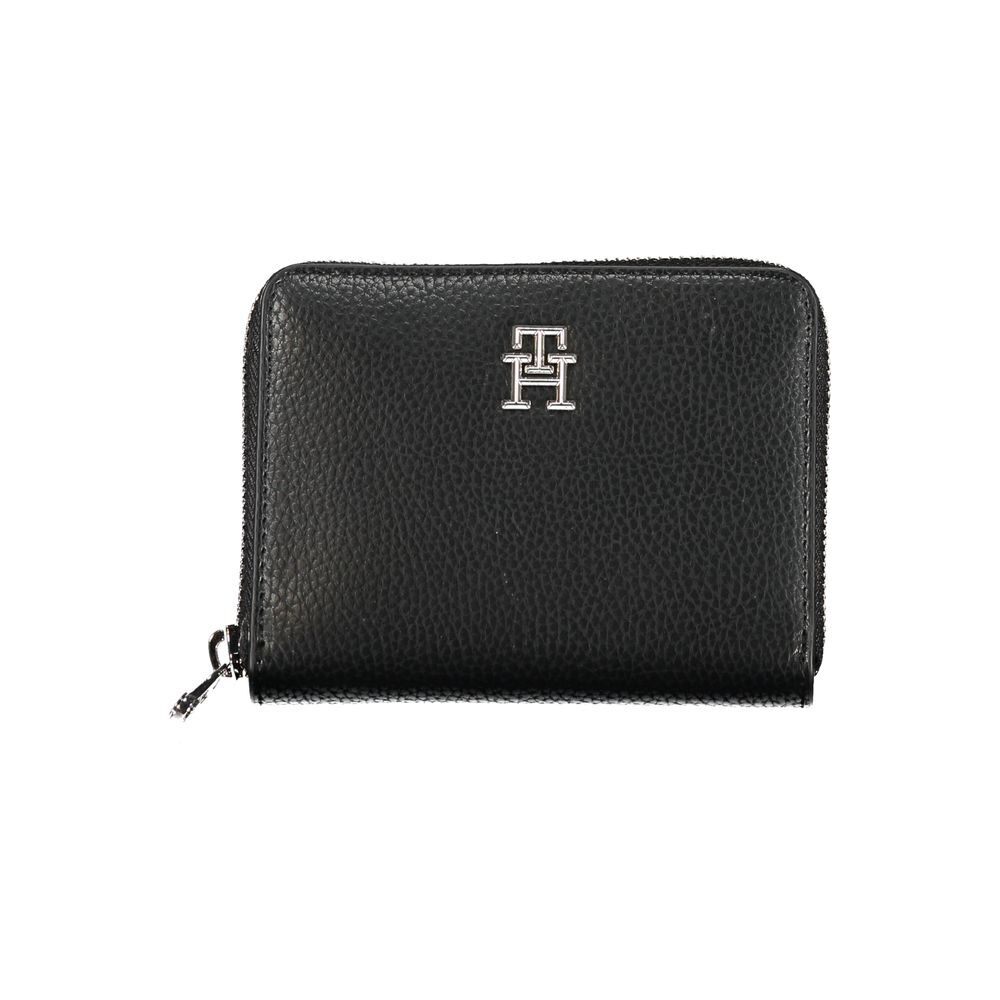 Tommy Hilfiger Sleek Black Polyethylene Wallet for Men Stylish and Durable