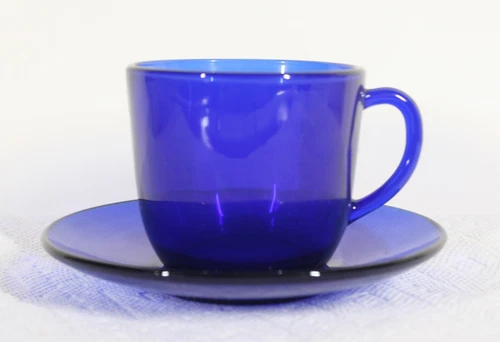 RARE! VINTAGE ARCOROC CO, COBALT BLUE GLASS TEA / COFFEE CUP & SAUCER SET NEW