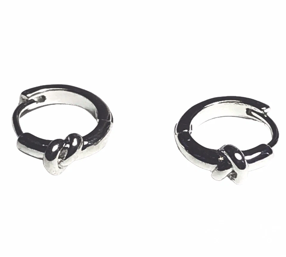 Superbe Paire De Boucles D'oreilles Créole Métal Argenté Clous Neuf - Photo 1/1
