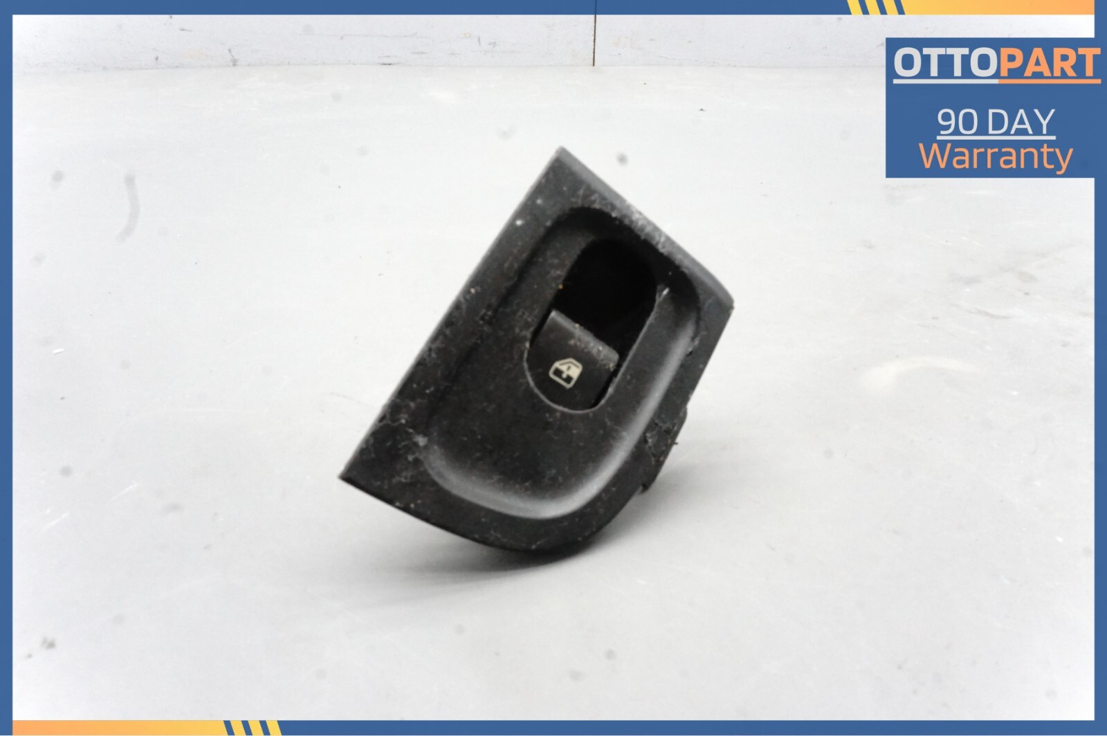 2003-2013 Maserati Quattroporte M139 Rear Left Side Window Switch Control OEM