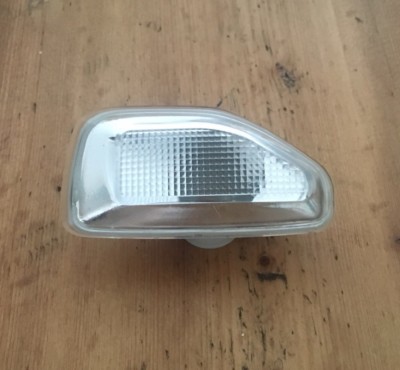 Répétiteur De Clignotant Latéral Gauche Pour Dacia Sandero 1 Et Renault Thalia 2 (2008-2013) - Réf. 8200602763
