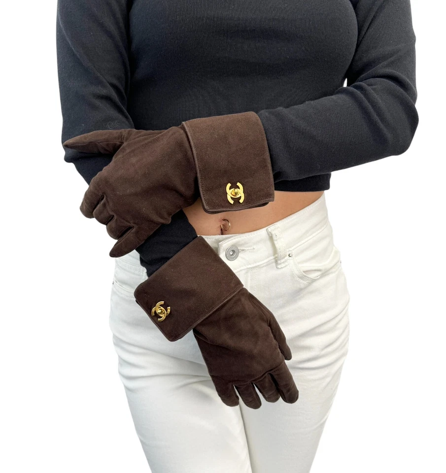 Guantes CC CHANEL Vintage Logo Turnlock #7 Marrón Dorado Gamuza Foto 2 de 4
