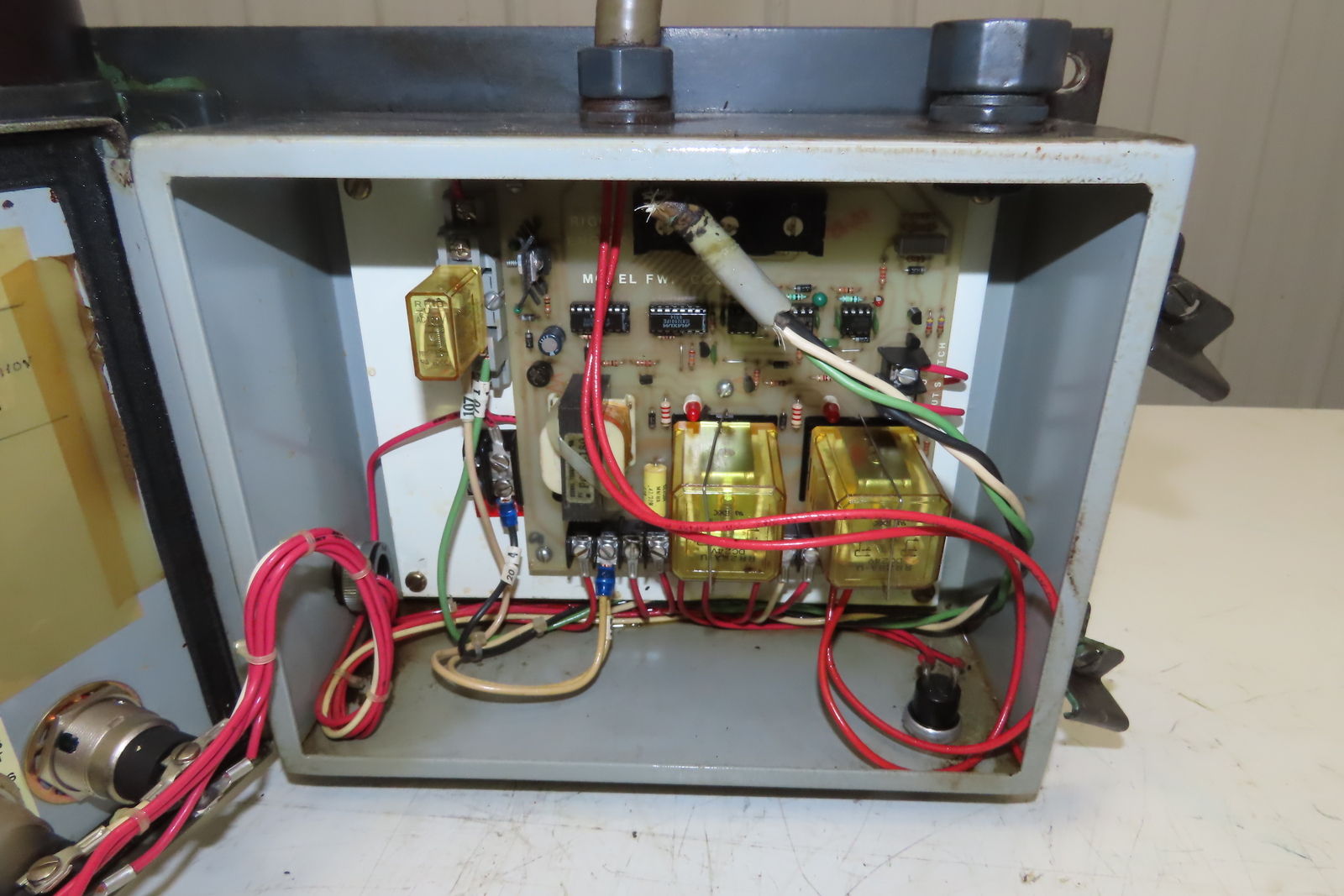 Lincoln 83668 CentroMatic Pneumatic 201 Grease Pump Lubricator 4Lb