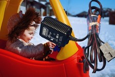 Fisher Price Power Wheels 00803-1295 6V Class 2 Battery Charger OEM Genuine