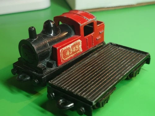 Vintage Matchbox Lesney Railroad Lot Steam Engine And Flat Car 0-4-0 No. 43
