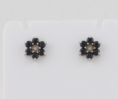 Sterling Silver Natural Blue Sapphire Flower Earrings Studs 3/8'' Round