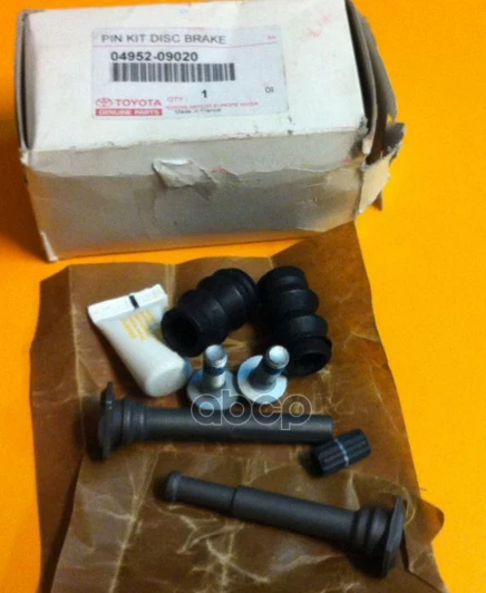04952-09020 Toyota Pin kit, front disc brake cylinder slide 