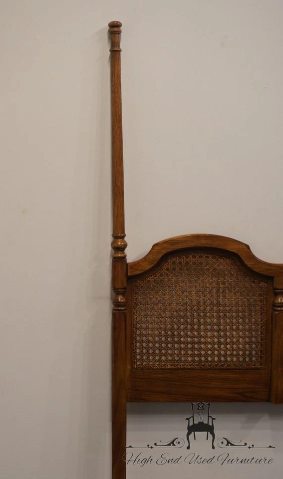 DREXEL Heritage Colección Chartwell Rústico Europeo King Size Bastón Panelado H... Foto 4 de 4