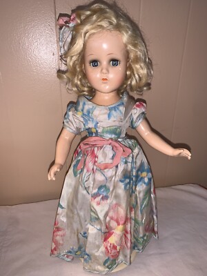 So Pretty!! Vintage 14  R&B Nancy Lee All Original Composition Doll