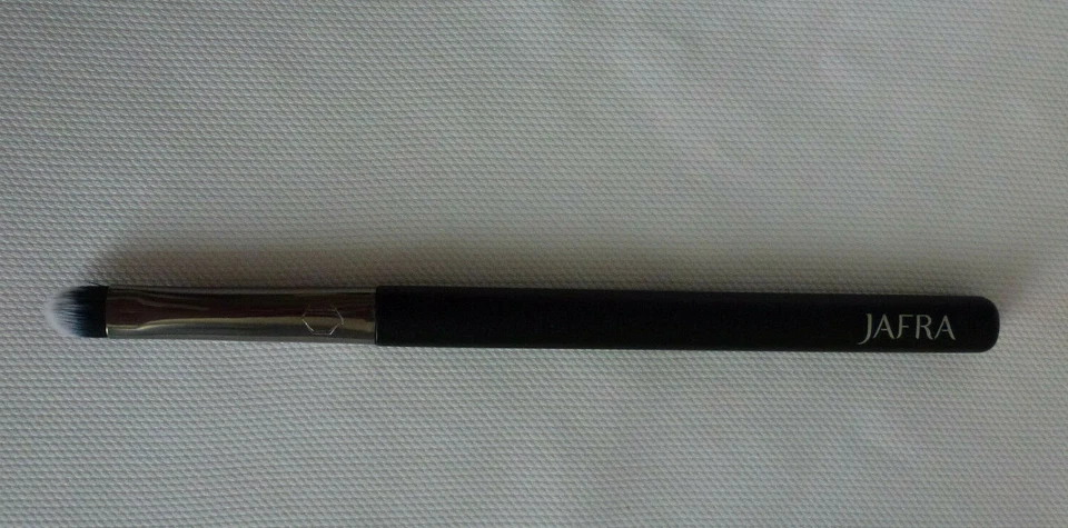 JAFRA Pro Full Eyeshadow Brush Lidschattenpinsel  Neu - Bild 3 von 3