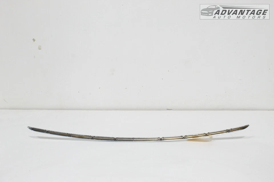 Lincoln MKX 2016-2018 puerta trasera puerta levadiza puerta trasera moldura OEM Foto 3 de 4