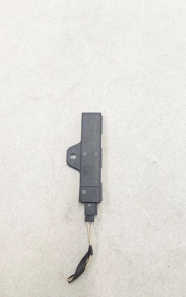 Sistema de entrada sem chave antena BMW X3 2011-2016 FABRICANTE DE EQUIPAMENTO ORIGINAL 9220832-02 - Imagem 2 de 4