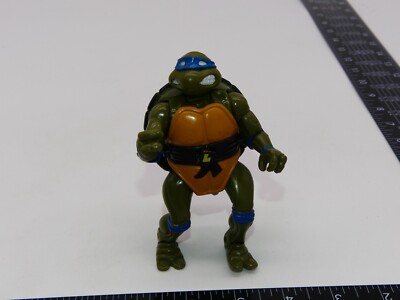 タートルズ　Mutatin' Leonardo Teenage Mutant Ninja Turtles Playmates Mutatin'