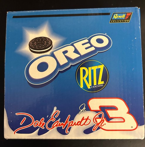 DALE EARNHARDT, JR. REVELL 1:64 SCALE OREO/RITZ #8 DIE CAST - 2002 - Picture 4 of 5