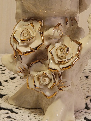 White Porcelain morning dove Figurine 24K Accents & trim on log with roses - Picture 3 of 8