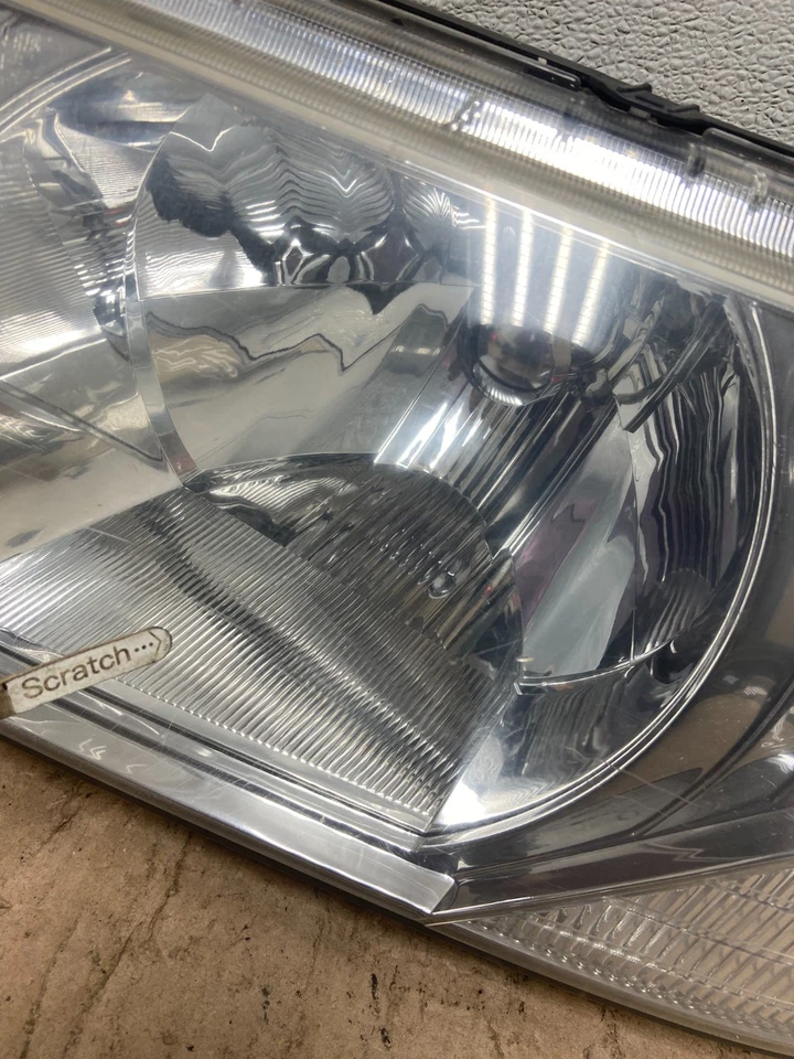 Faro halógeno lateral derecho conductor izquierdo Mitsubishi Montero 2003 a 2006 R3266 DW Foto 4 de 4