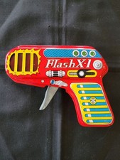 Vintage Shudo Flash X-1 Tin Litho Toy Ray Gun 1950's or 60's, VG Condition