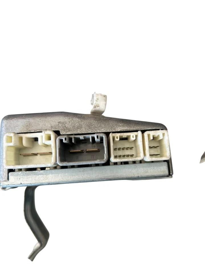 Centralina servosterzo Toyota Corolla Verso 2000 D4D 90 cavalli 2001/2007 - Immagine 3 di 4