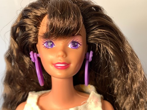 Muñeca Barbie Mattel Paint N Dazzle 1993 con vestido amarillo casero #10059 - Imagen 2 de 15