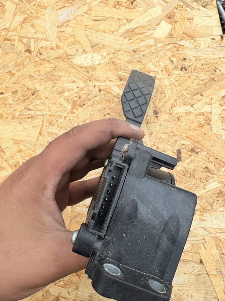 PEDAL ACELERADOR ACELERADOR ORIGINAL SEAT IBIZA 6J (2012-ON) 0280755206 Foto 3 de 4