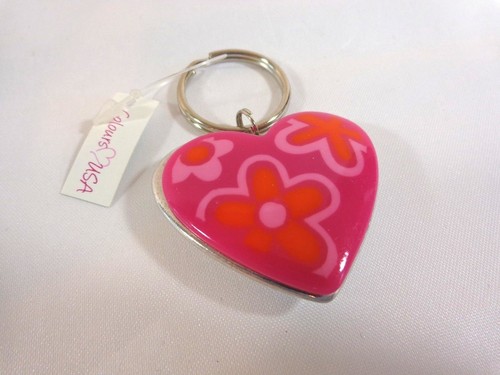 Heart Shaped Key Chain Ring Pink White Silver Metal and Enamel - Picture 4 of 14