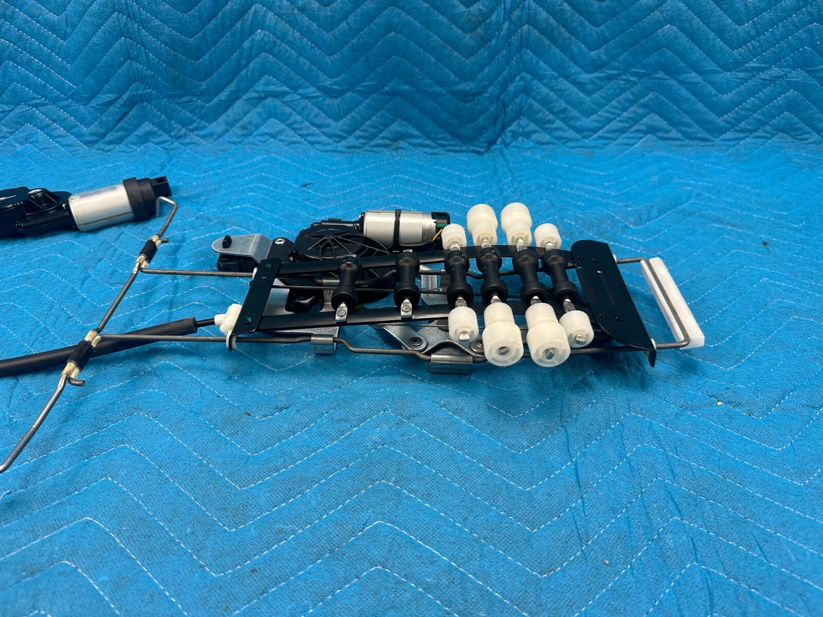 Bentley Flying Spur Rear Passenger Seat Lumbar & Massage Motors 29k 2006-2012 OE