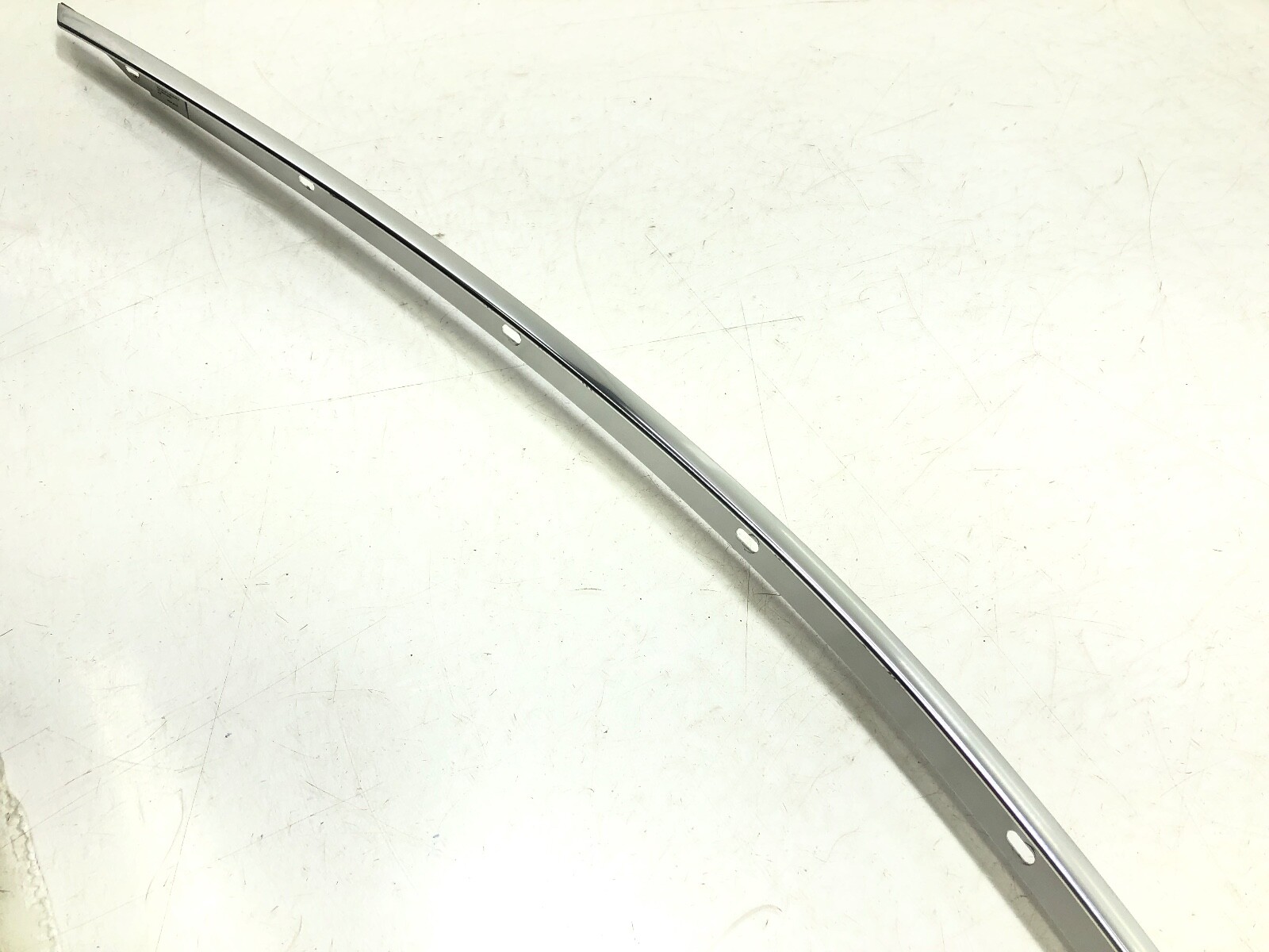 2014-2022 MASERATI GHIBLI S Q4 LEFT ROOF WINDOW MOLDING TRIM CHROME OEM.