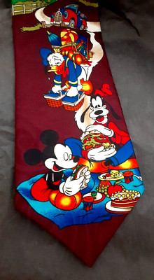 Mickey Mouse Unlimited Men's Tie Picnic w Mickey, Donald, Goofy RN74086