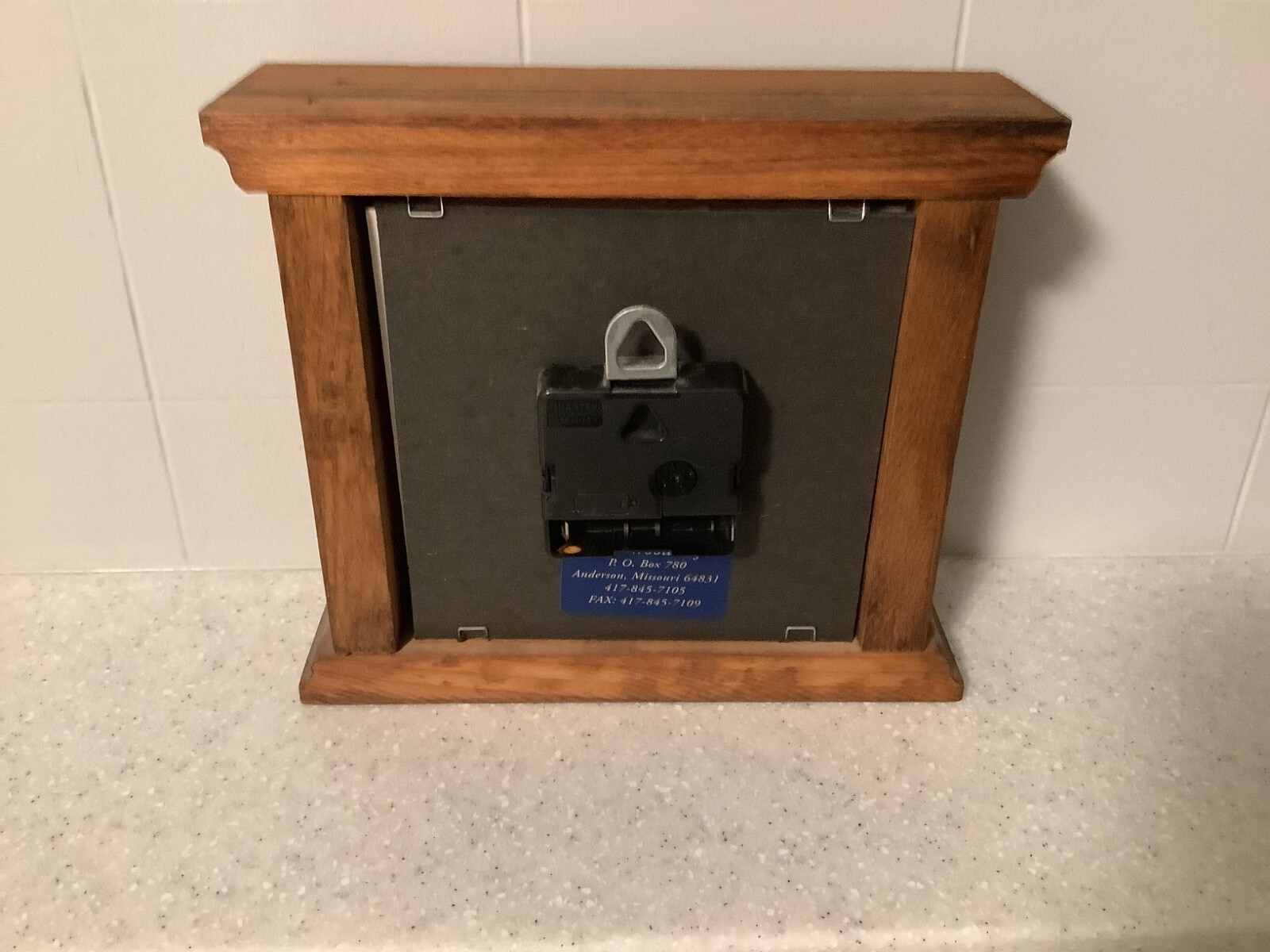 VTG Noel Woodcraft Wood Mantel Clock Missouri-Quartz-Battery Powered (TESTED)