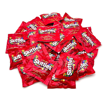 SKITTLES Original Fun Size, Individual Packs, 5 Flavors - Bulk Candy (2 Pounds)