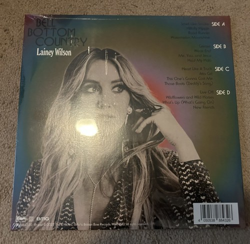 LAINEY WILSON Autographed Signed Bell Bottom Country Vinyl EXTREMELY RARE!!🔥 - Picture 3 of 3