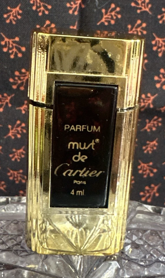 VINTAGE 1981~VERY RARE ORIGINAL VERSION ~PARFUM MUST DE CARTIER PARIS 4ML ~NIB - Image 3 of 4
